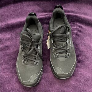 NWT Adidas Men's Black Terrex Athletic Shoes Sz 7 1/2